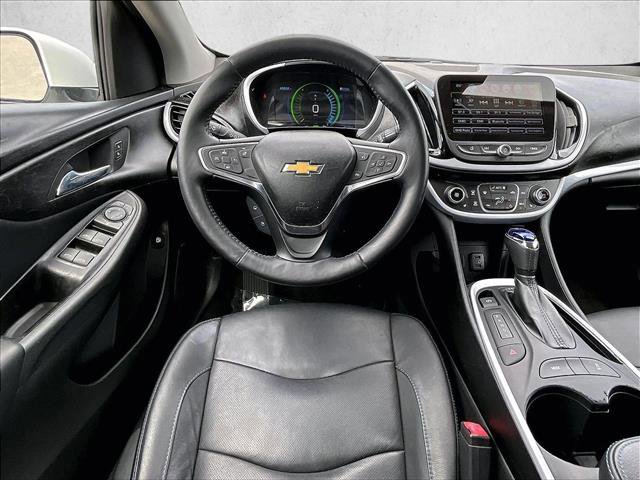 Used 2017 Chevrolet Volt LT w/ Comfort Package FWD image 7