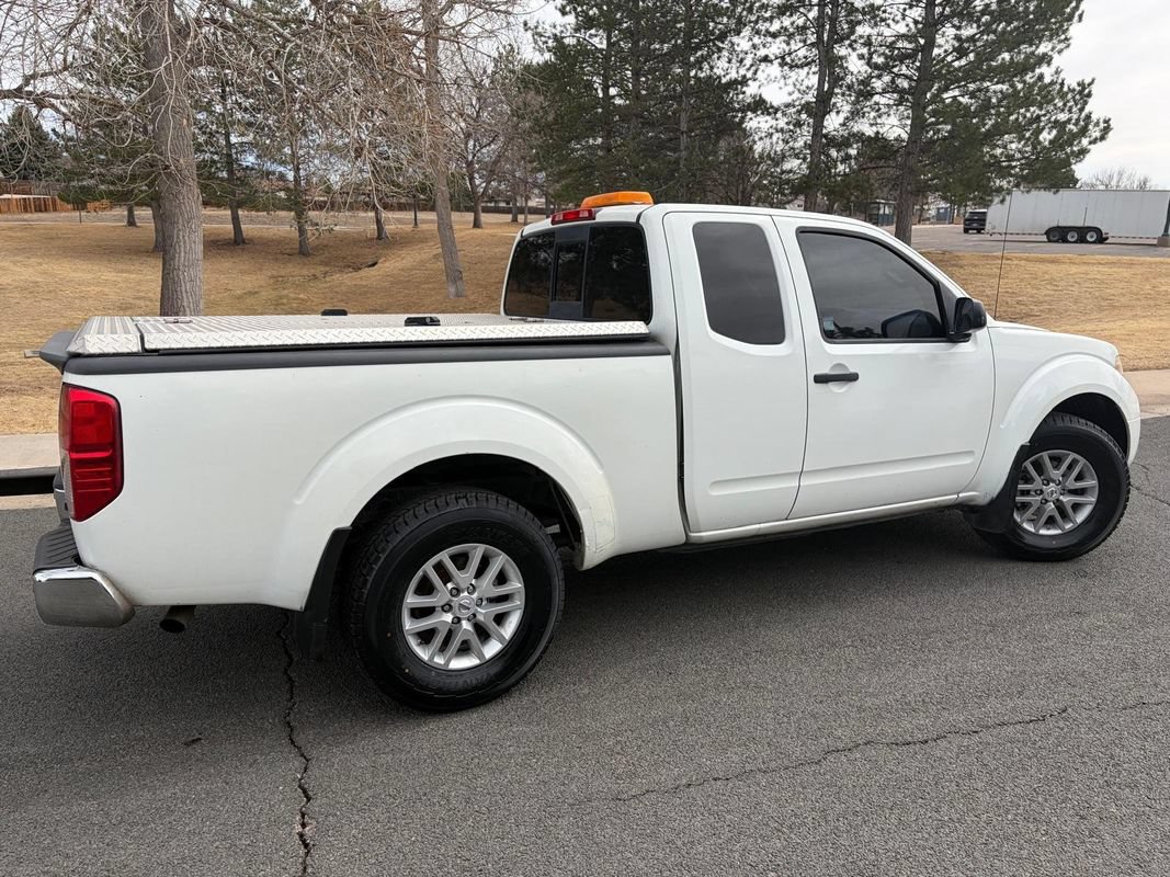 Used 2018 Nissan Frontier SV AWD/4WD image 4