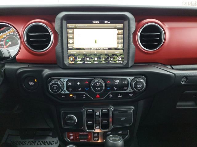 Used 2022 Jeep Wrangler Unlimited Rubicon w/ Trailer Tow Package image 22