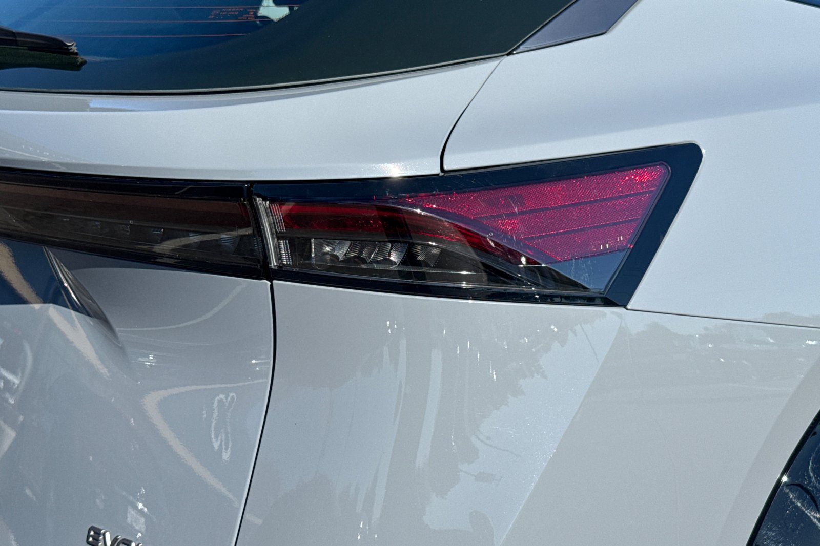 Certified 2024 Nissan Ariya AWD image 51