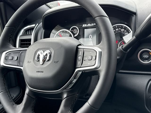 New 2026 RAM 3500 Big Horn AWD/4WD image 17