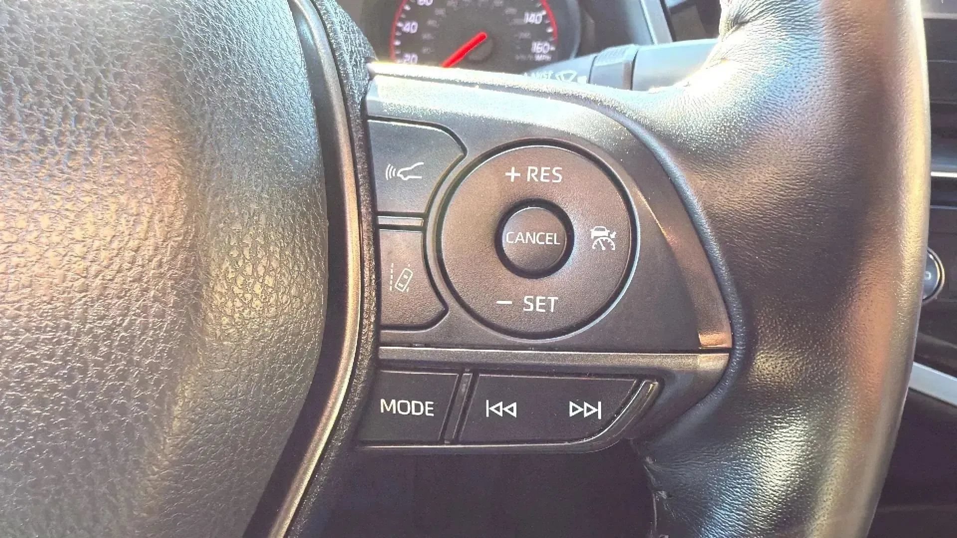 Used 2021 Toyota Camry XSE FWD image 11
