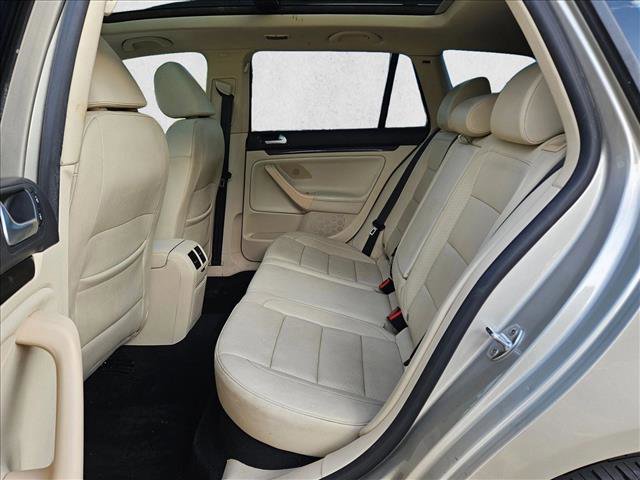 Used 2014 Volkswagen Jetta TDI image 19