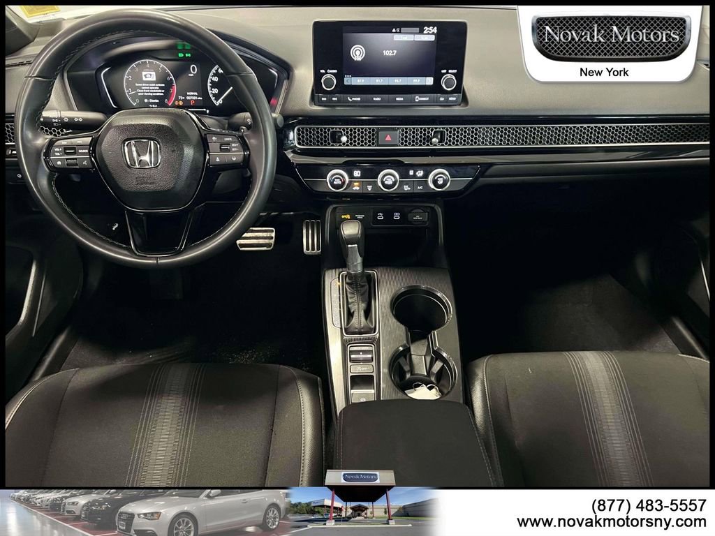 Used 2025 Honda Civic Sport image 14