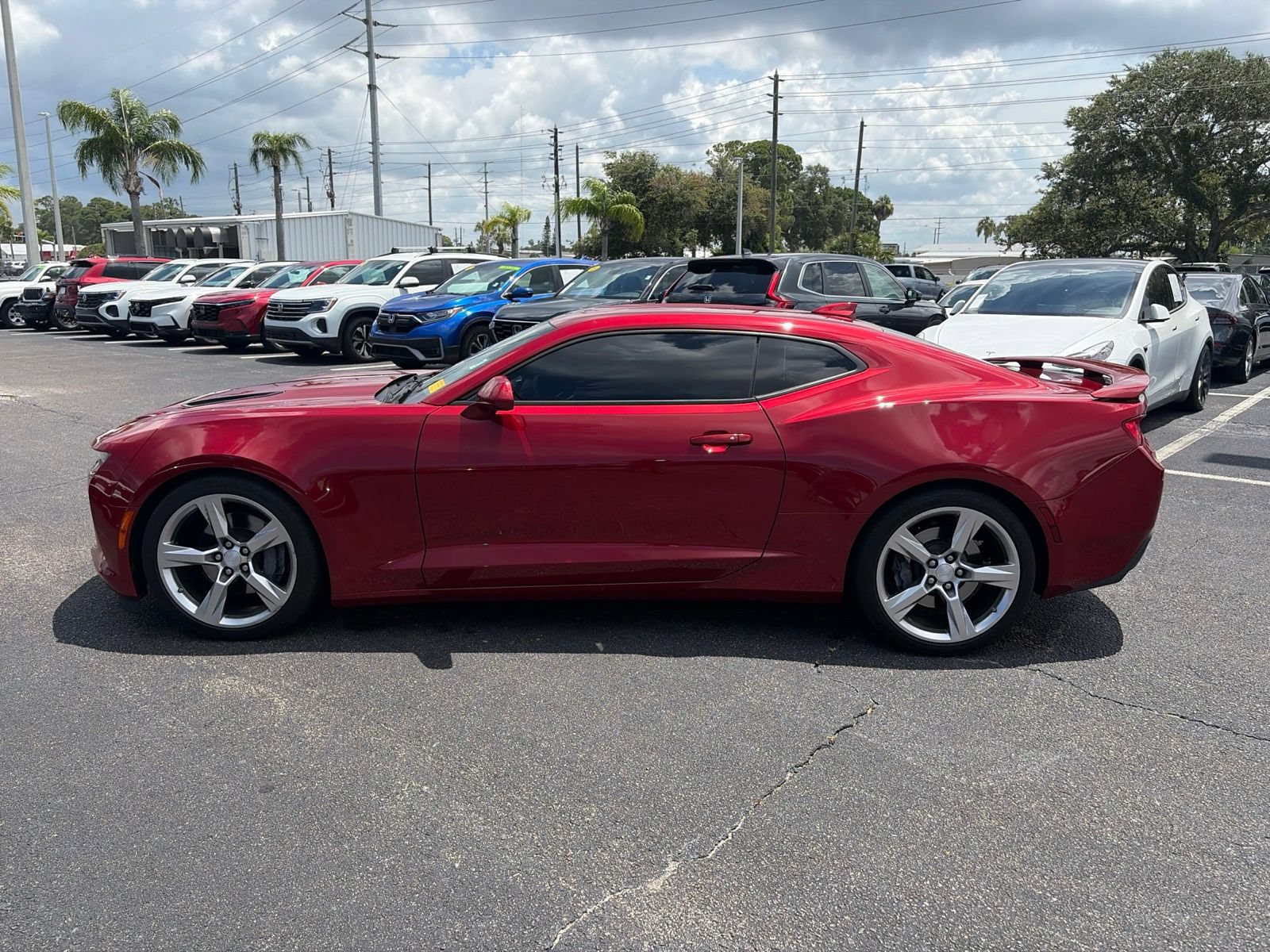 Used 2018 Chevrolet Camaro SS RWD image 4