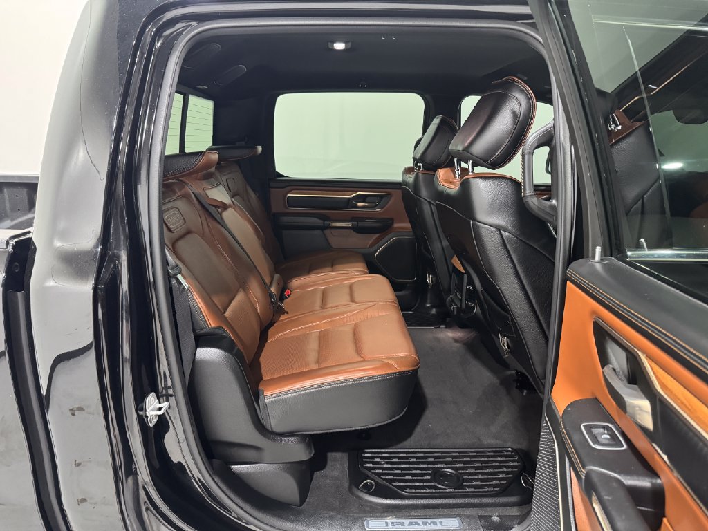 Used 2022 RAM 1500 Limited w/ Body-Colour Bumper Group AWD/4WD image 22