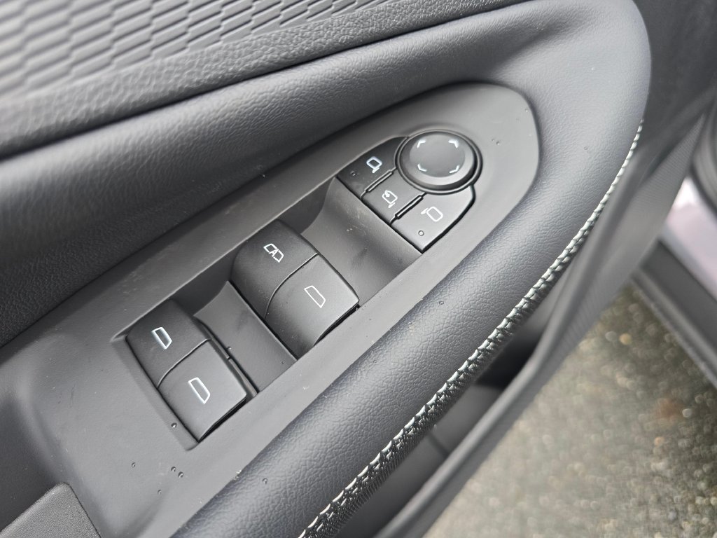 New 2026 Chevrolet Blazer EV LT AWD/4WD image 18