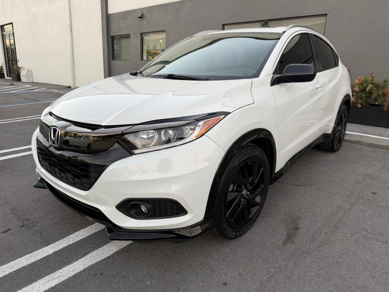 Used 2022 Honda HR-V Sport image 6