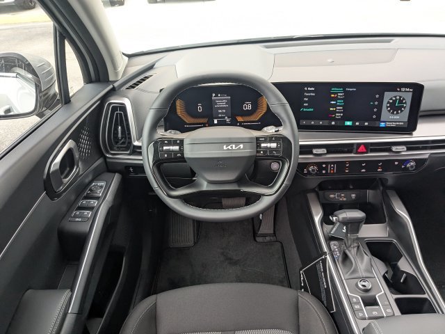 New 2026 Kia Sorento LX FWD image 18
