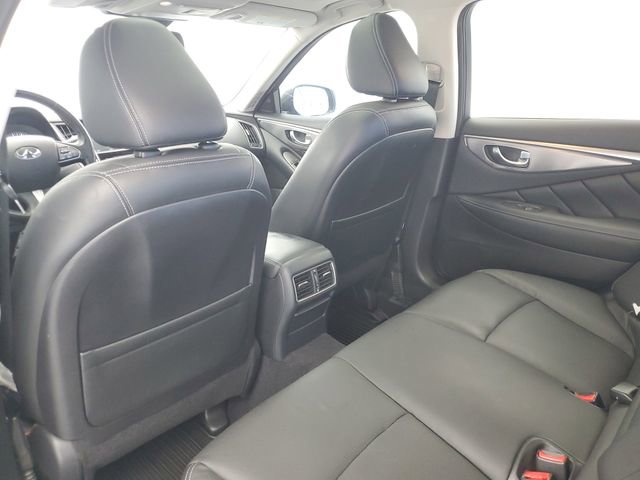 Used 2016 INFINITI Q50 Premium w/ Driver Assistance Package RWD image 13