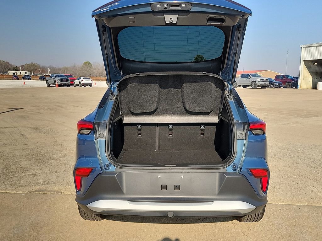 Used 2024 Buick Envista Preferred w/ Advanced Safety Package image 8