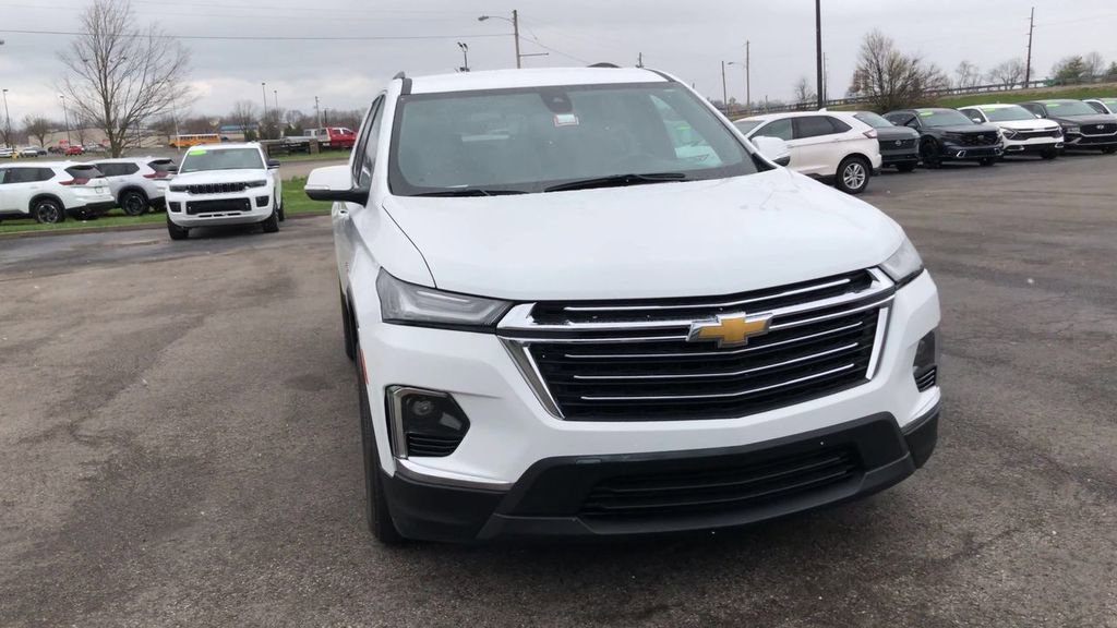 Used 2023 Chevrolet Traverse LT w/ LPO, Floor Liner Package AWD/4WD image 3