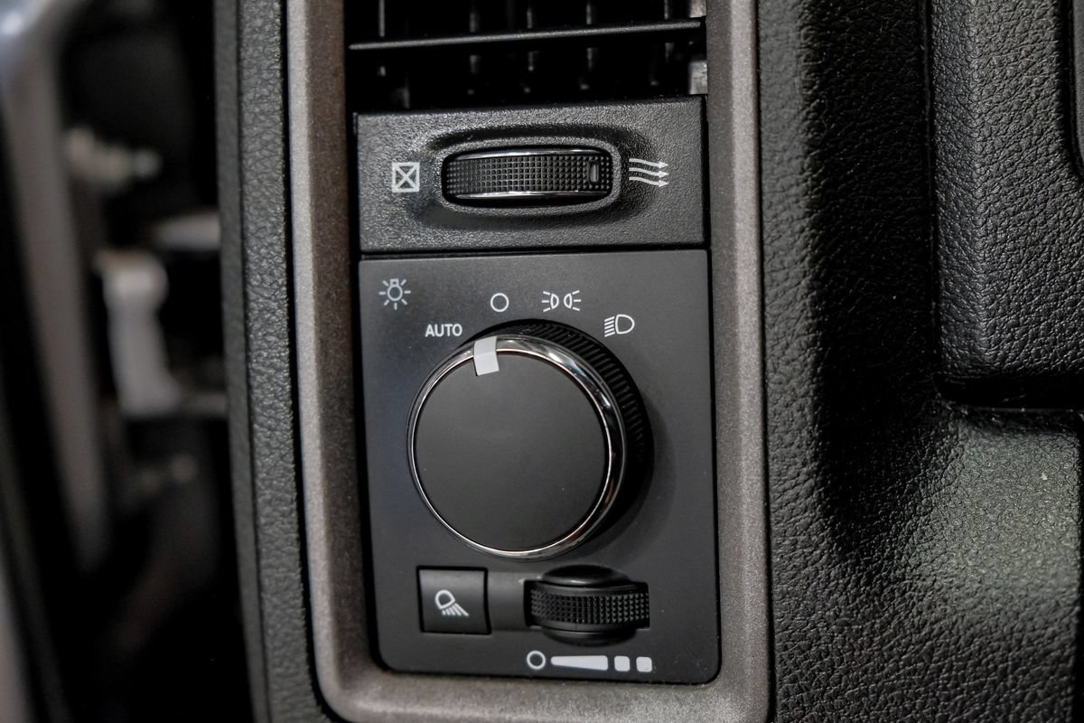 Used 2021 RAM 1500 Tradesman w/ Chrome Plus Package RWD image 26
