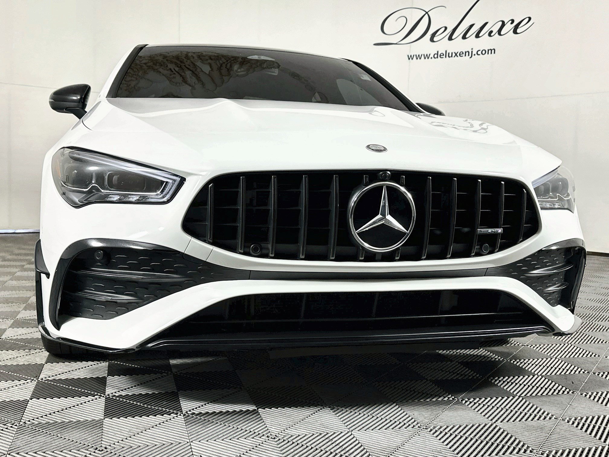 Used 2025 Mercedes-Benz CLA 35 AMG 4MATIC image 32