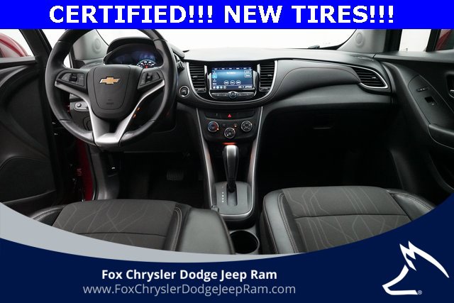 Used 2022 Chevrolet Trax LT w/ LT Convenience Package image 5