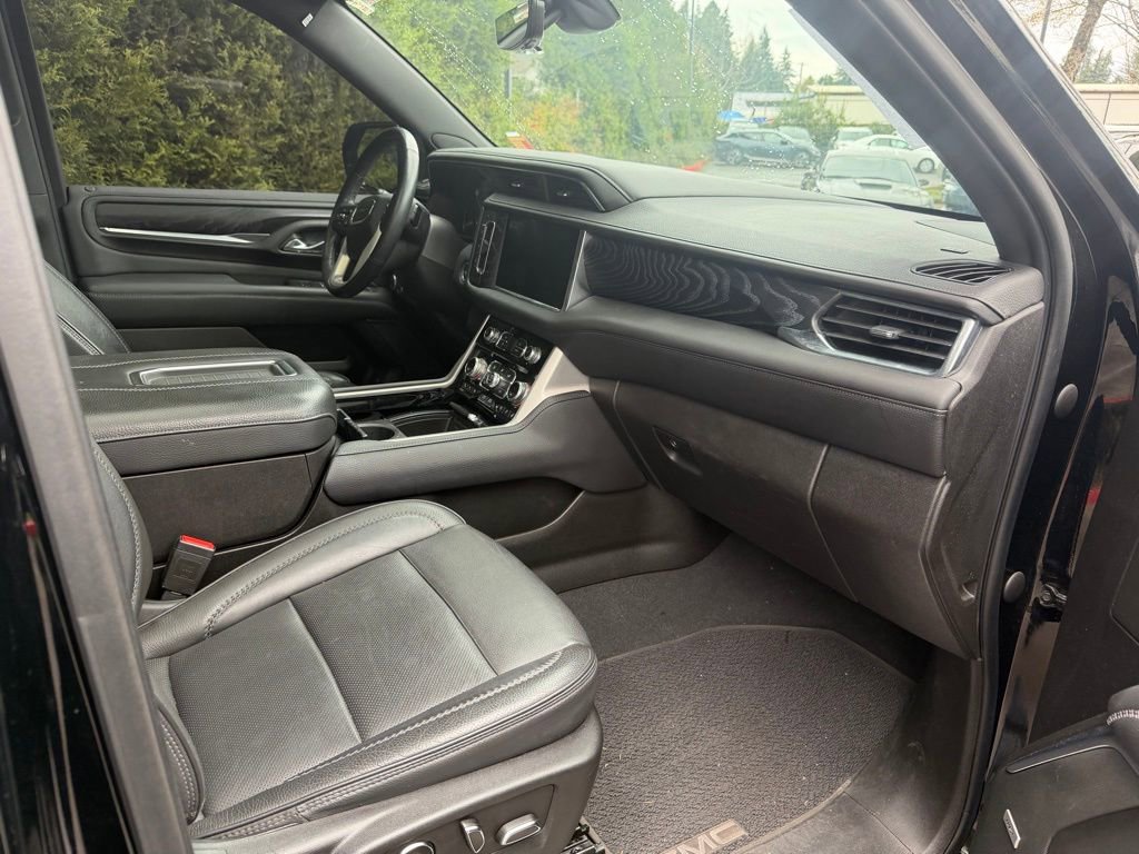 Used 2021 GMC Yukon Denali w/ Denali Ultimate Package image 16