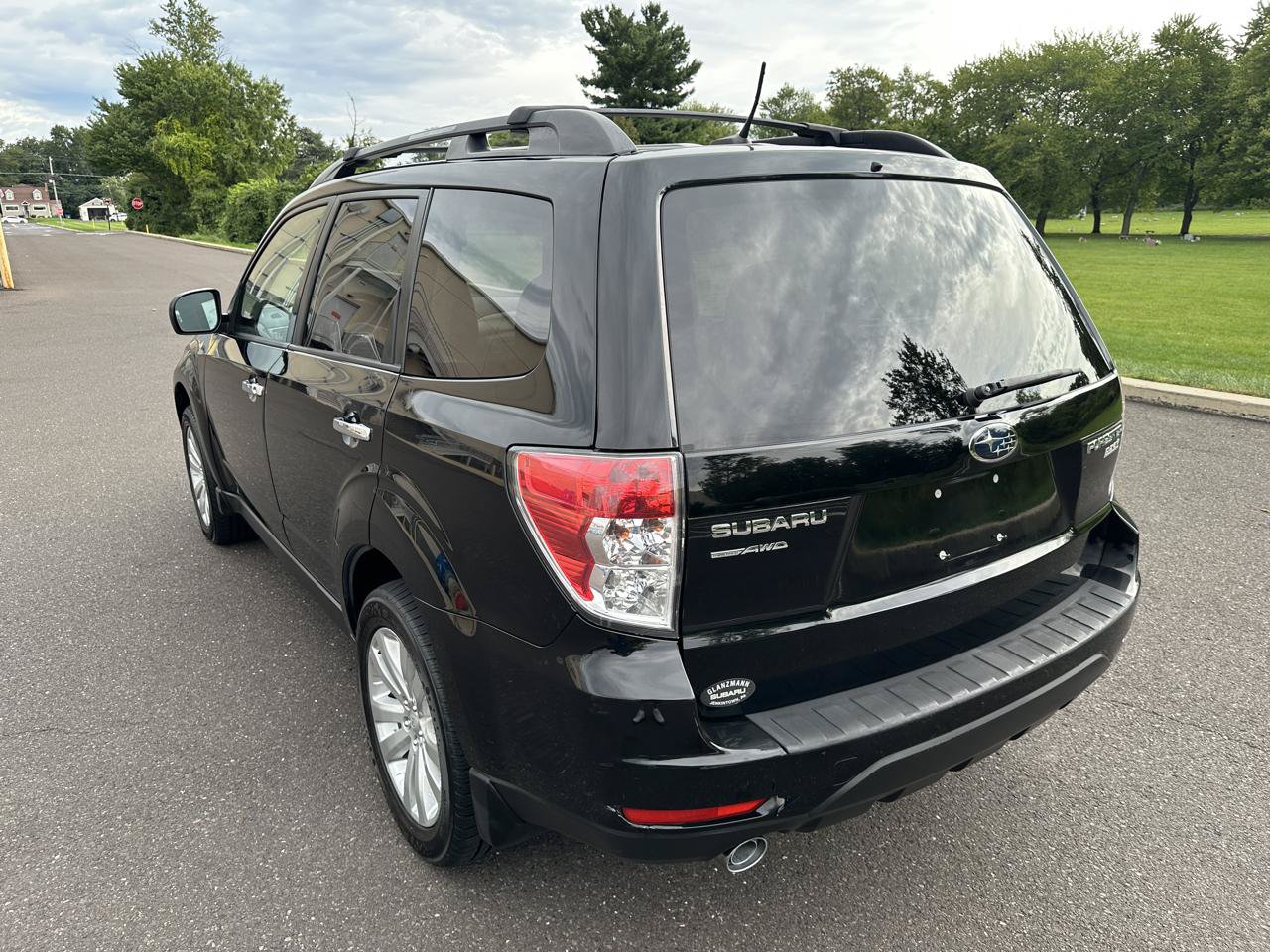 Used 2013 Subaru Forester 2.5X Premium w/ Popular Pkg 1 AWD/4WD image 9