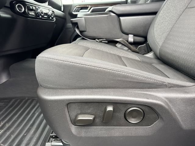 Used 2025 GMC Sierra 1500 Elevation image 12