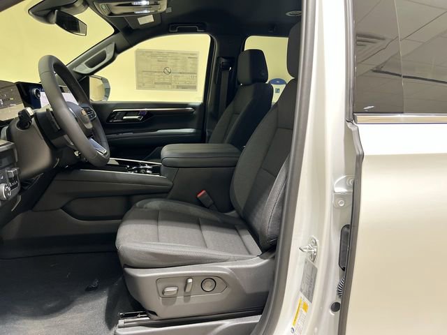New 2025 Chevrolet Suburban LS w/ Max Trailering Package RWD image 18