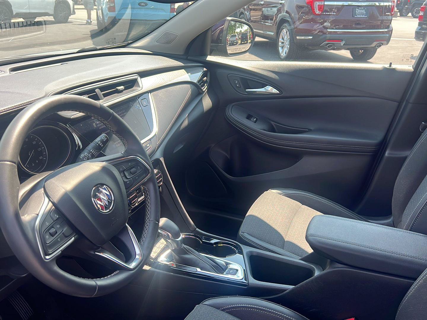 Used 2021 Buick Encore GX Select w/ Advanced Technology Package AWD/4WD image 19