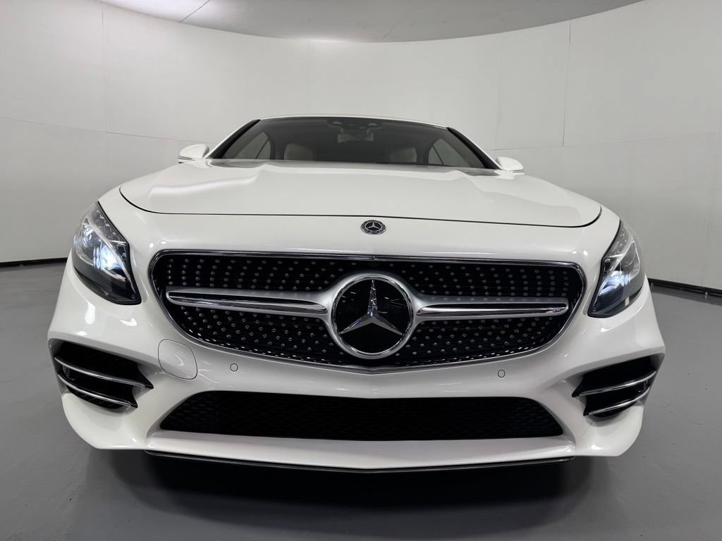 Used 2019 Mercedes-Benz S 560 Cabriolet image 3