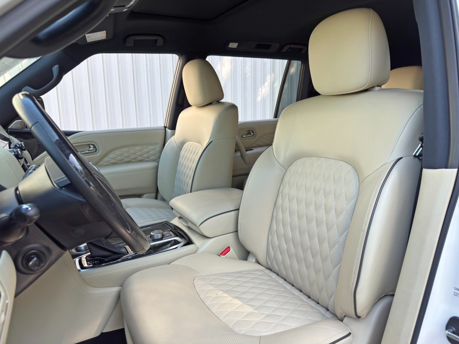 Used 2024 INFINITI QX80 Sensory w/ Cargo Package AWD/4WD image 41
