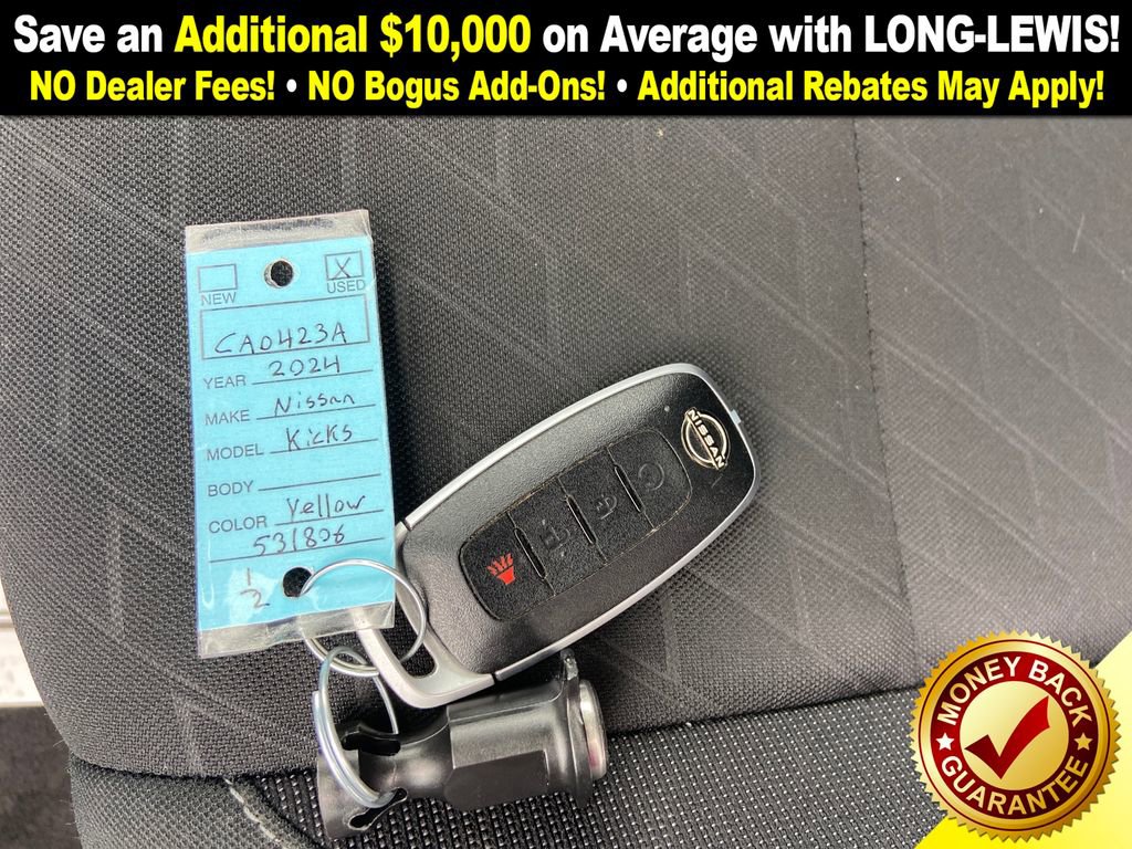 Used 2024 Nissan Kicks SV image 32