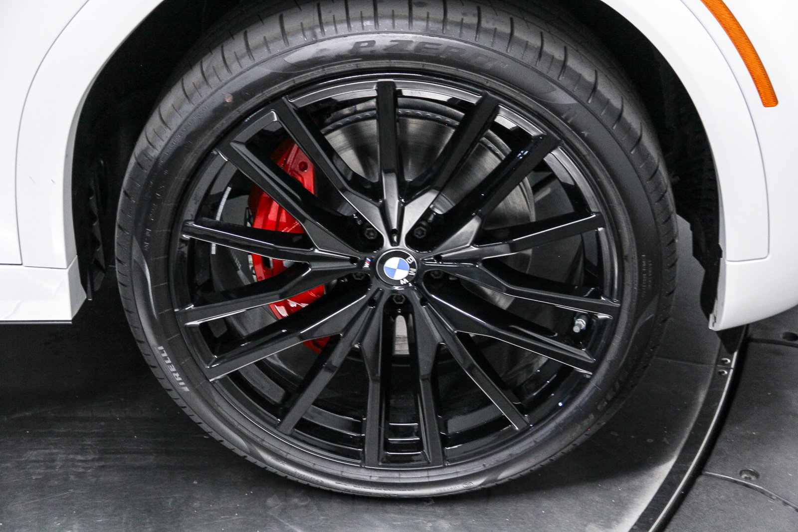 New 2027 BMW X6 xDrive40i AWD/4WD image 9