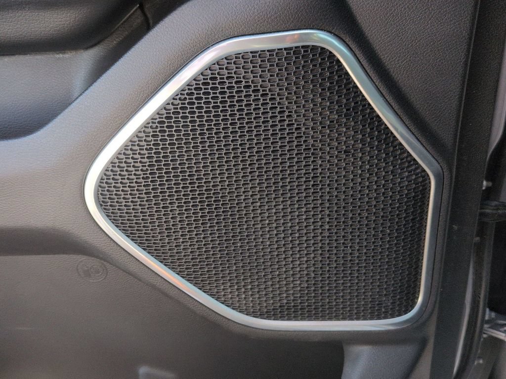 Used 2021 RAM 1500 Laramie AWD/4WD image 14