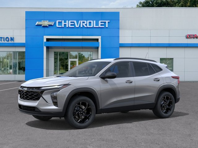 New 2026 Chevrolet Trax LT w/ Midnight Edition FWD image 2