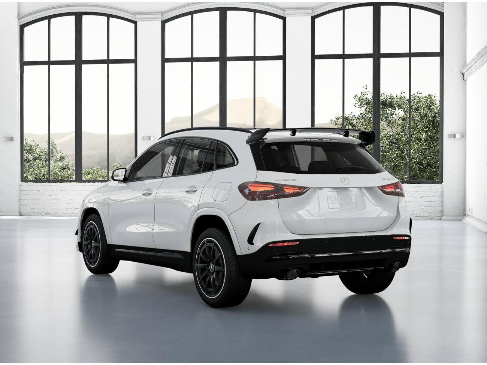 Used 2025 Mercedes-Benz GLA 35 AMG 4MATIC image 28