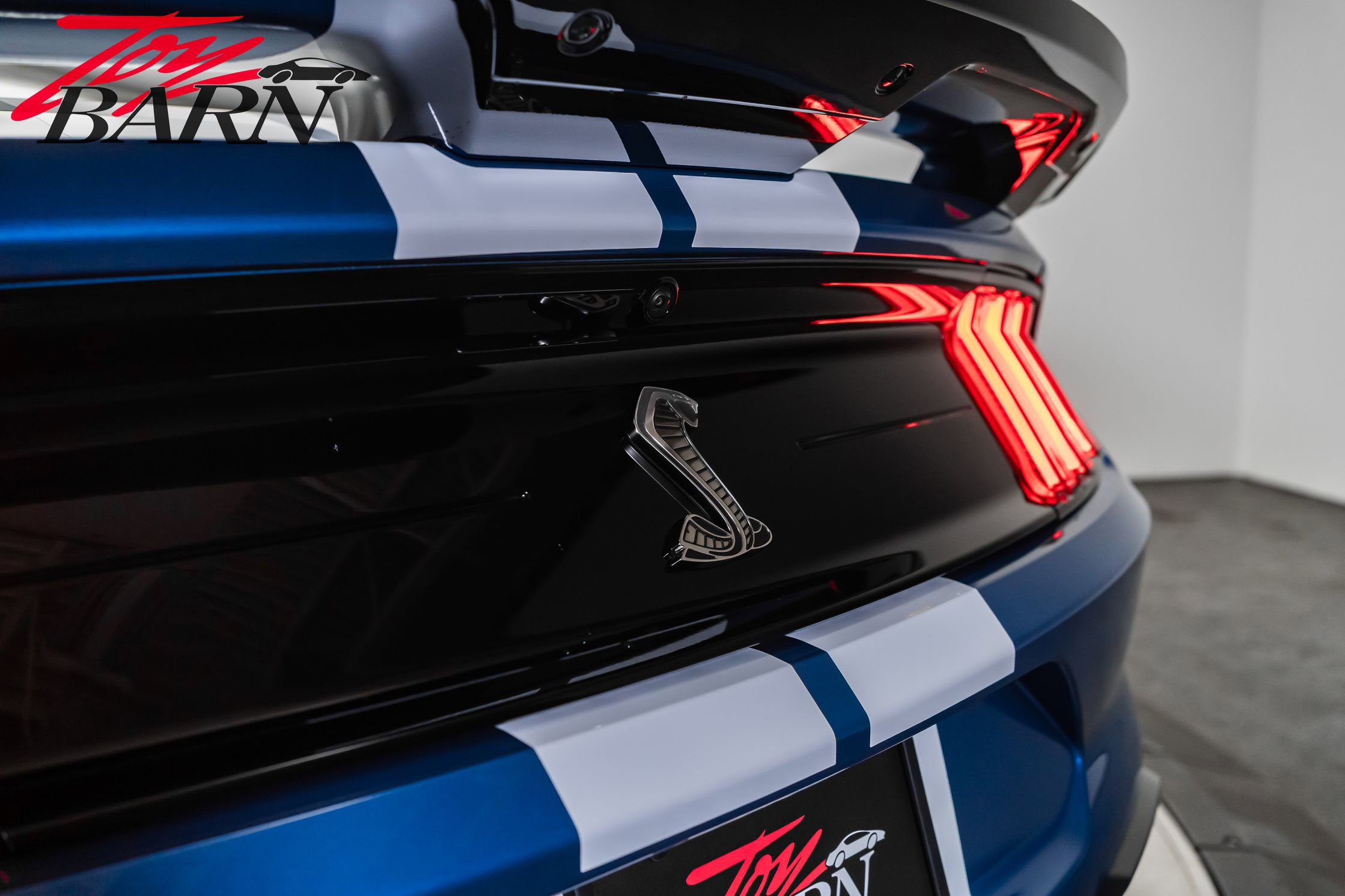 Used 2021 Ford Mustang Shelby GT500 w/ Technology Package image 14