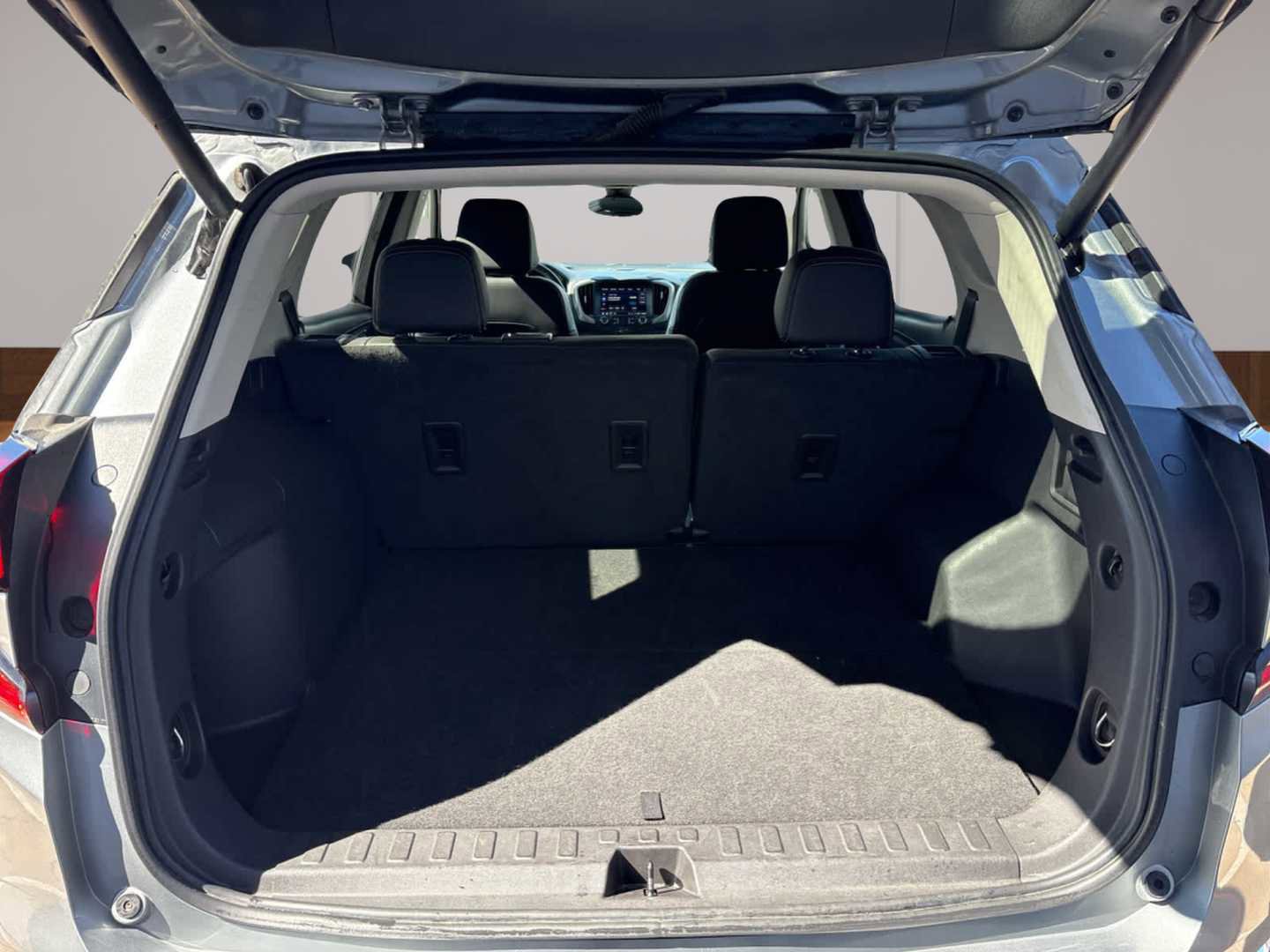 Used 2024 GMC Terrain Denali image 18