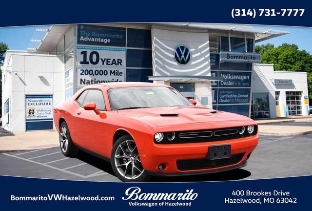 Used 2023 Dodge Challenger SXT w/ Plus Package RWD image 1