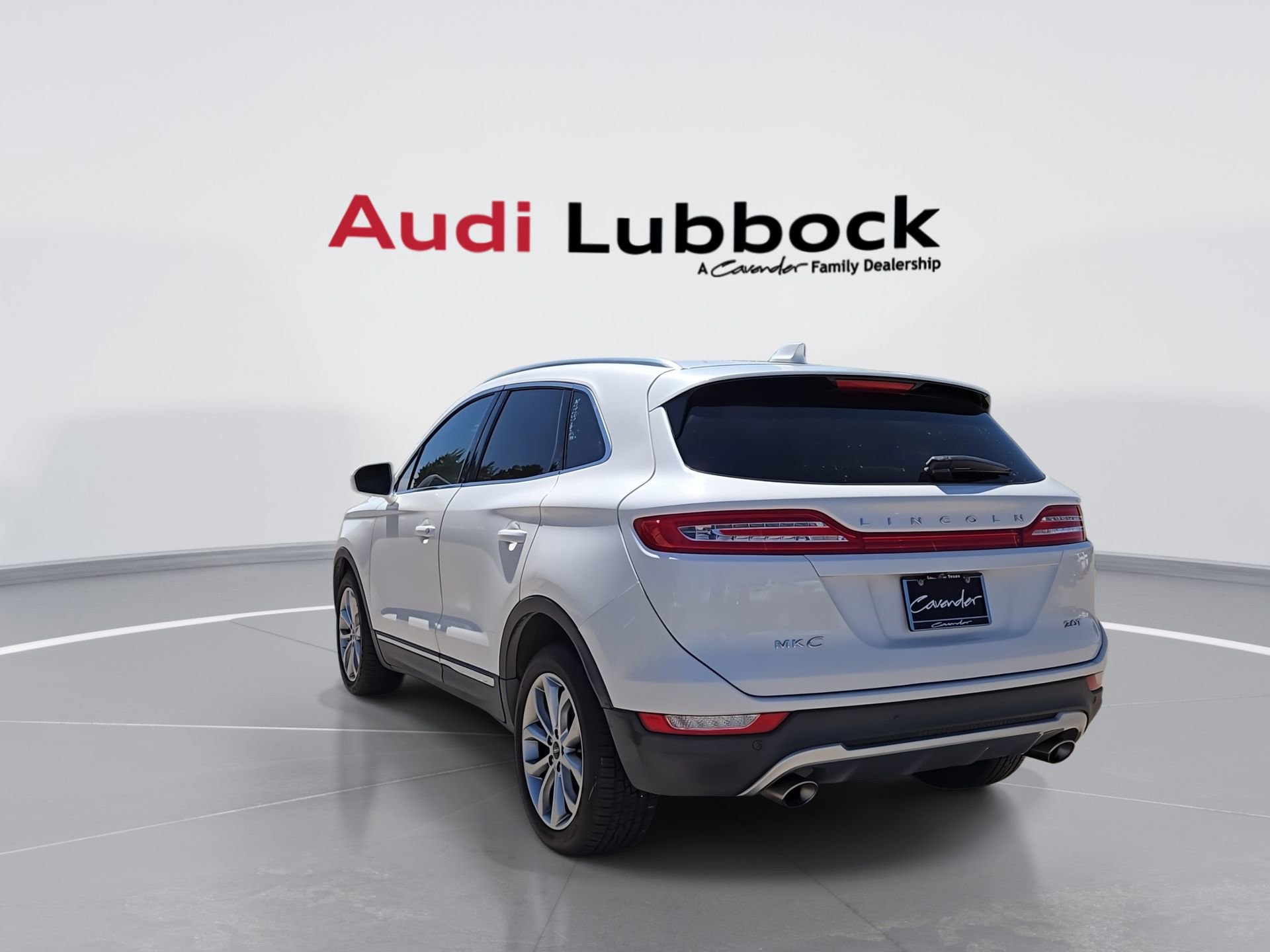 Used 2017 Lincoln MKC Select w/ Select Plus Package FWD image 7