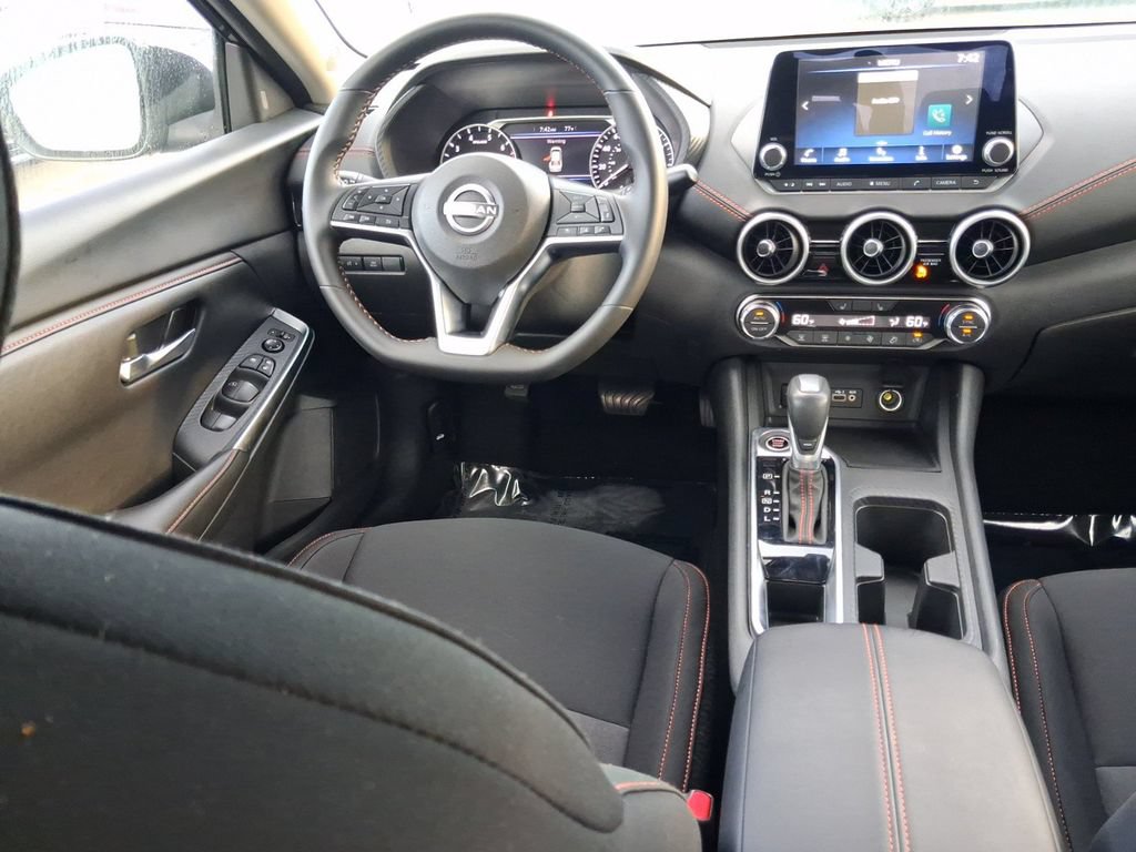 Used 2025 Nissan Sentra SR w/ Midnight Edition FWD image 18