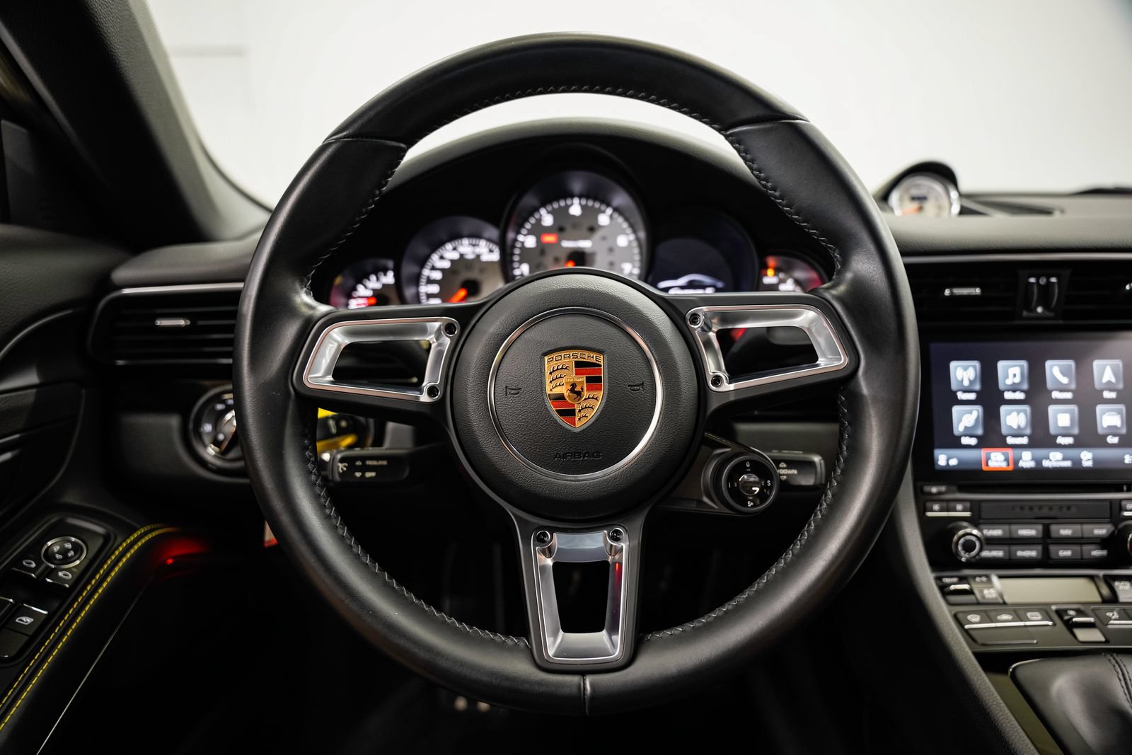 Used 2018 Porsche 911 Carrera T RWD image 11