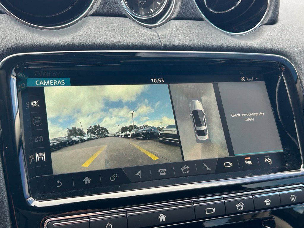 Used 2018 Jaguar XJ R-Sport RWD image 33