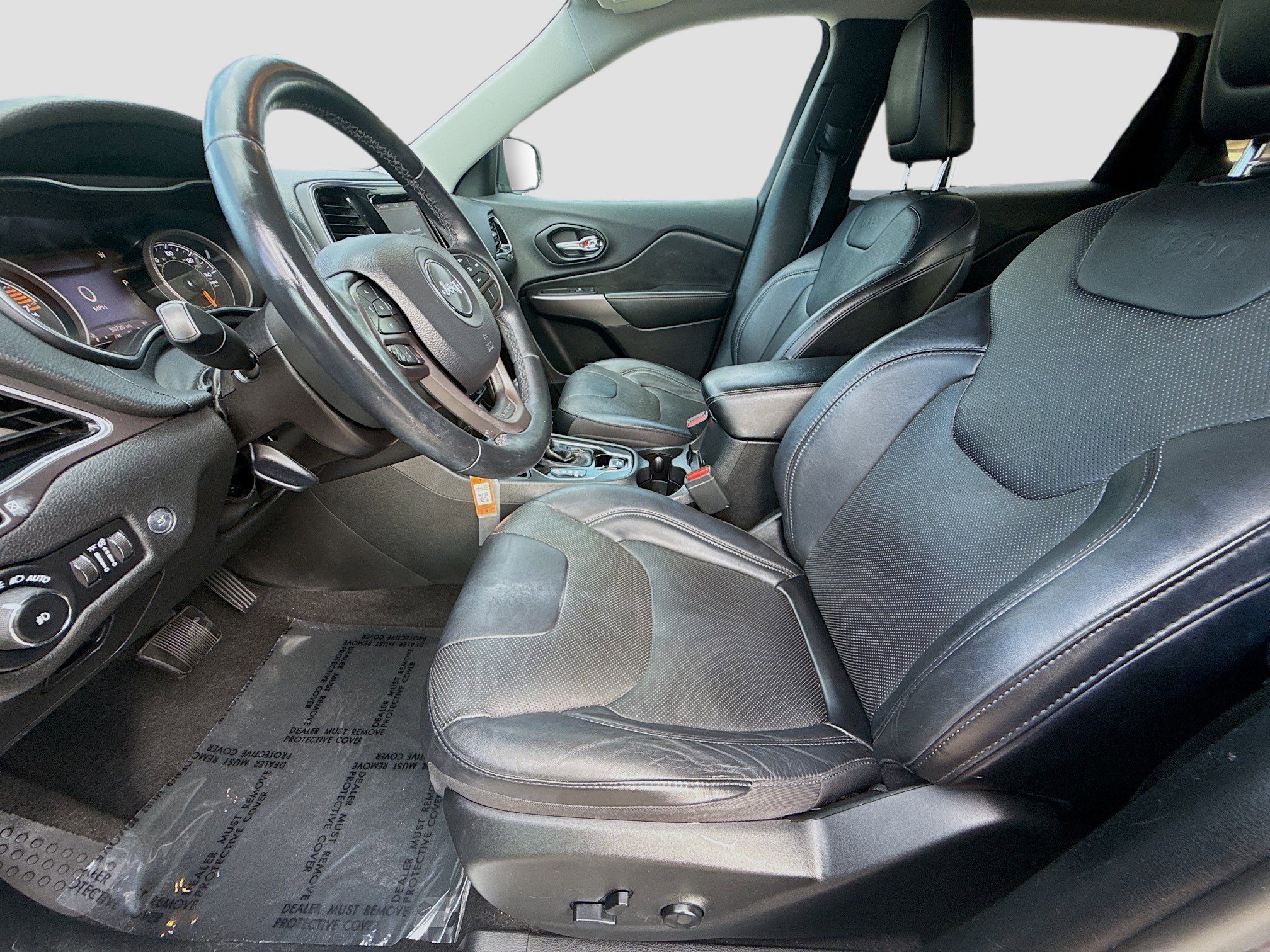 Used 2019 Jeep Cherokee Limited FWD image 18