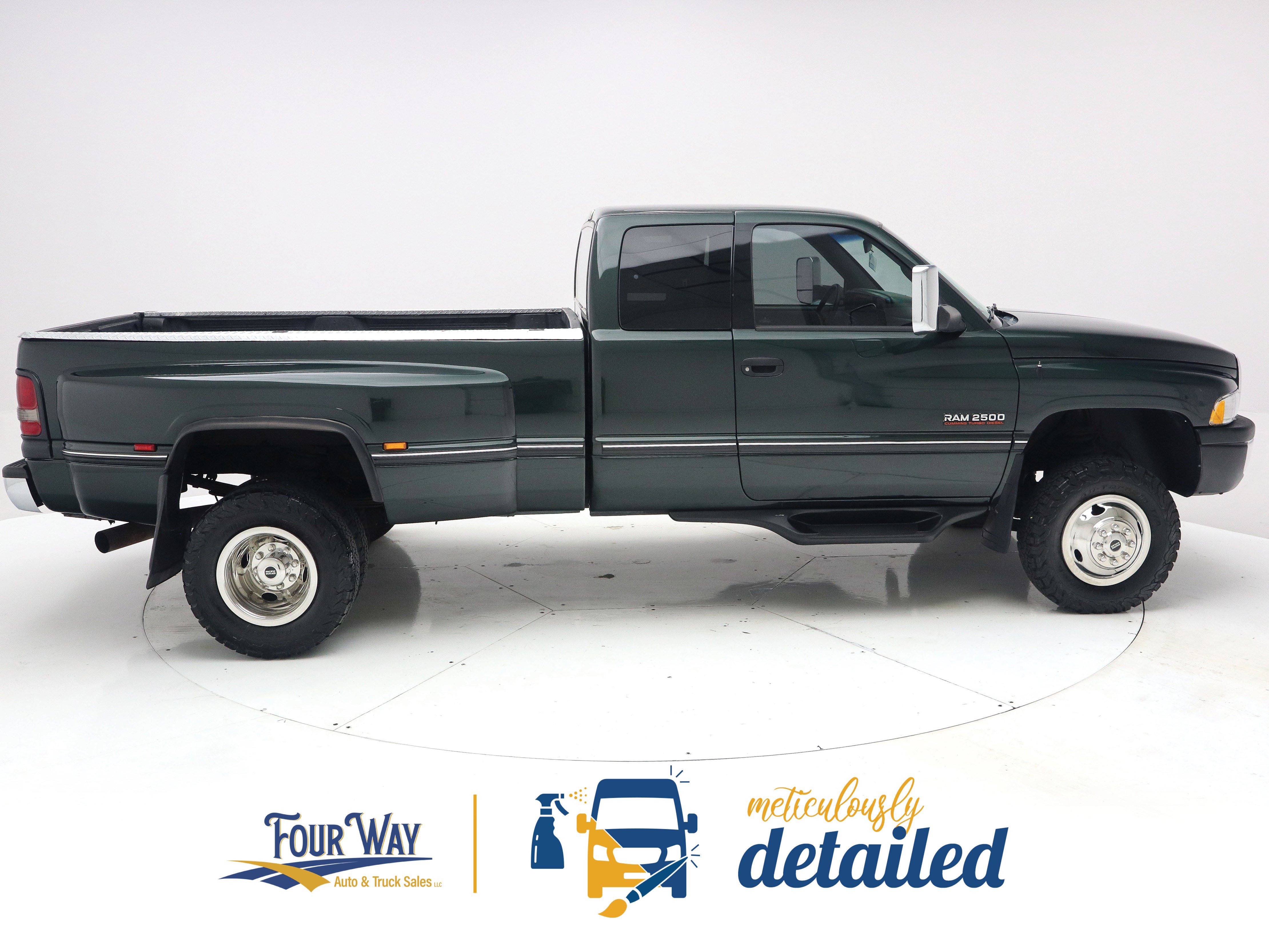Used 1997 Dodge Ram 2500 Truck 4x4 Club Cab image 2