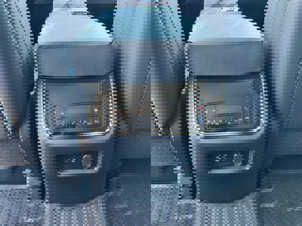 New 2025 INFINITI QX80 Sensory w/ Exterior Package image 24