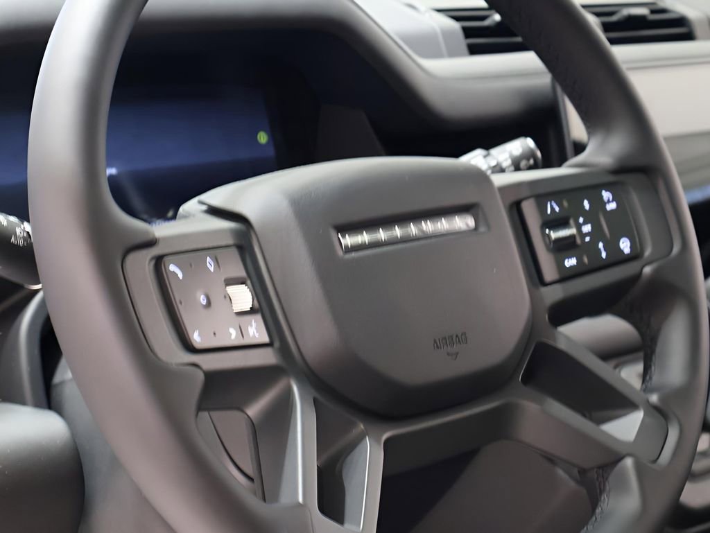 New 2025 Land Rover Defender 110 S image 18