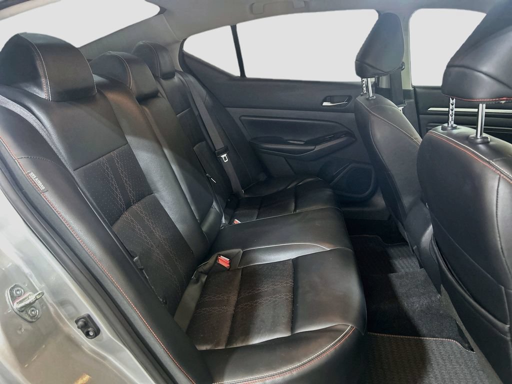 Used 2023 Nissan Altima 2.5 SR w/ SR Premium Package FWD image 25