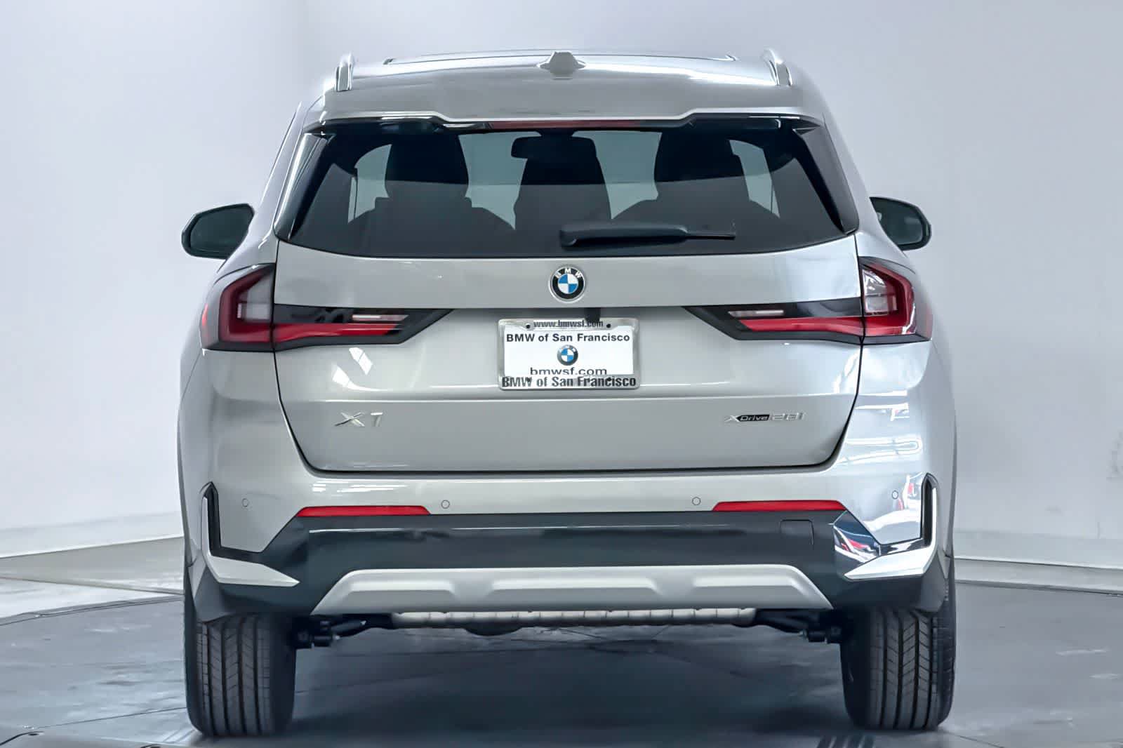 New 2026 BMW X1 xDrive28i AWD/4WD image 7