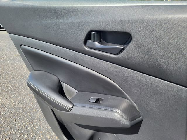 Used 2024 Nissan Altima 2.5 SV image 17