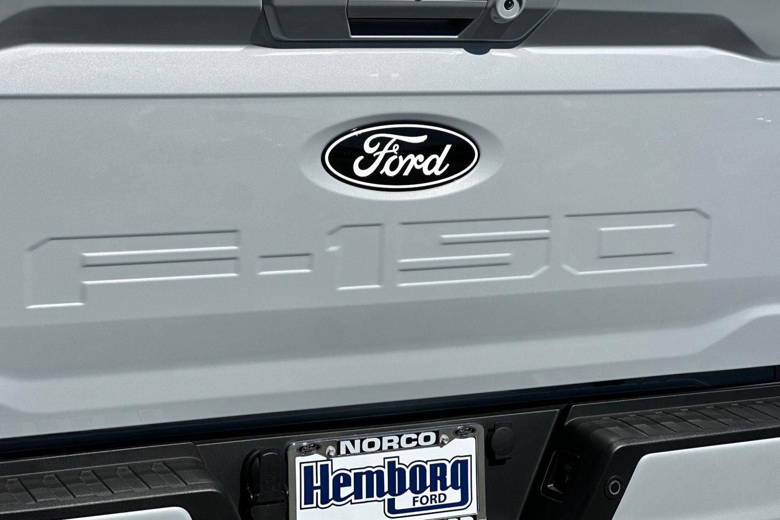 New 2025 Ford F150 XLT w/ Equipment Group 303A High image 26