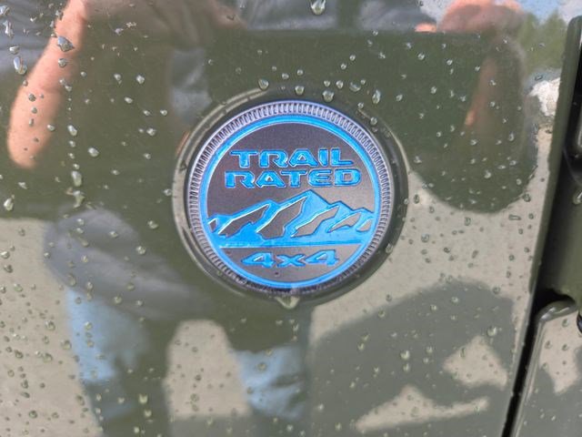 Certified 2023 Jeep Wrangler Unlimited w/ Cold Weather Group image 22