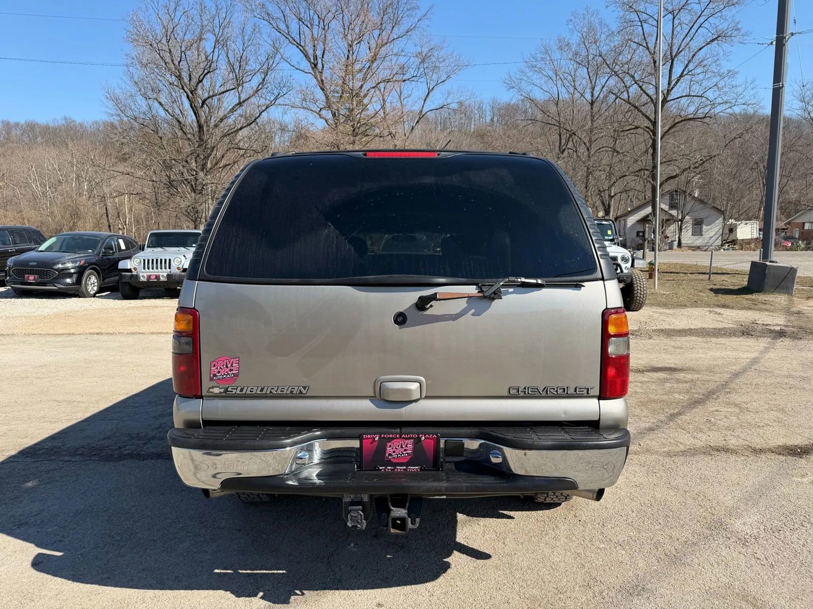 Used 2000 Chevrolet Suburban 2500 LT w/ LT Preferred Equipment Group image 7