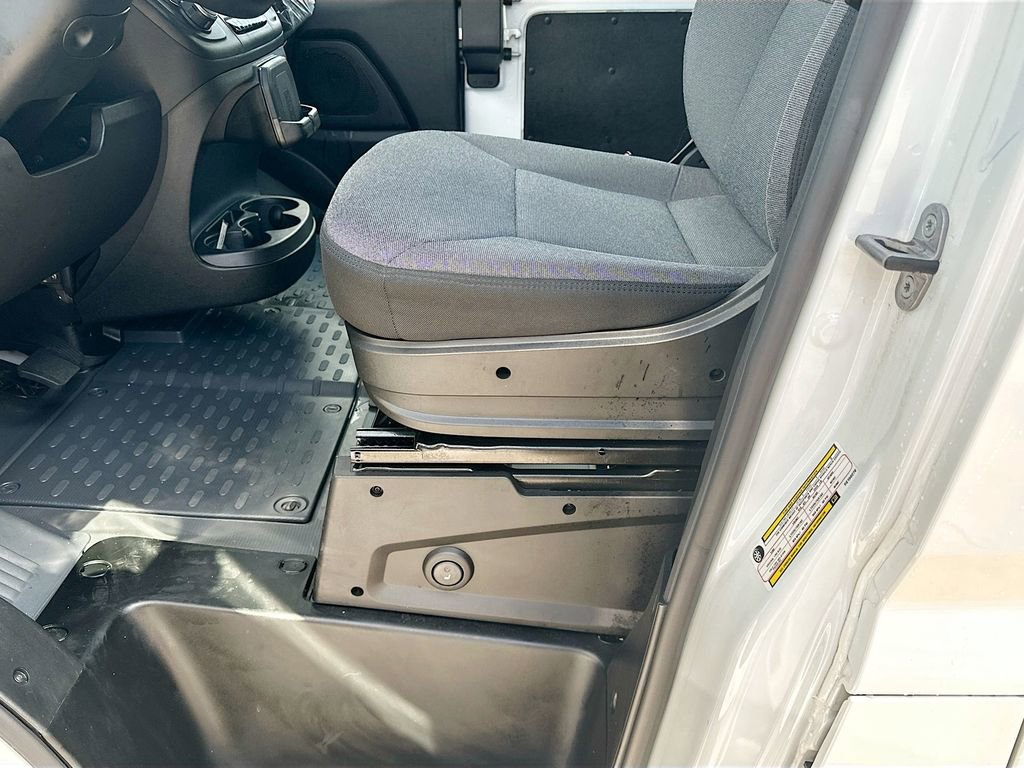 Used 2024 RAM ProMaster 3500 w/ Delivery Van Package image 22