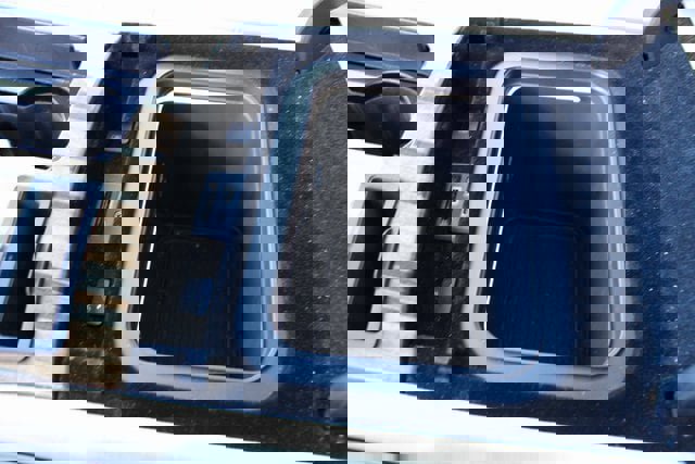 Used 2022 Cadillac Escalade ESV Premium Luxury Platinum image 31